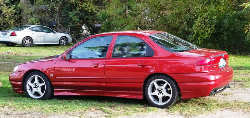 Illustration for article titled Here Are Ten Of The Best Six-Cylinder Cars On eBay For Less Than $6,000